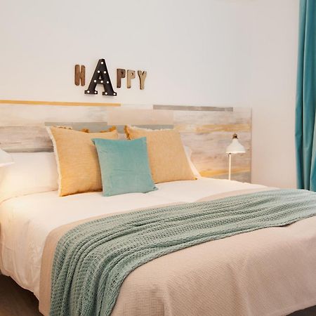 Click&Flat Seneca Suites Барселона Экстерьер фото