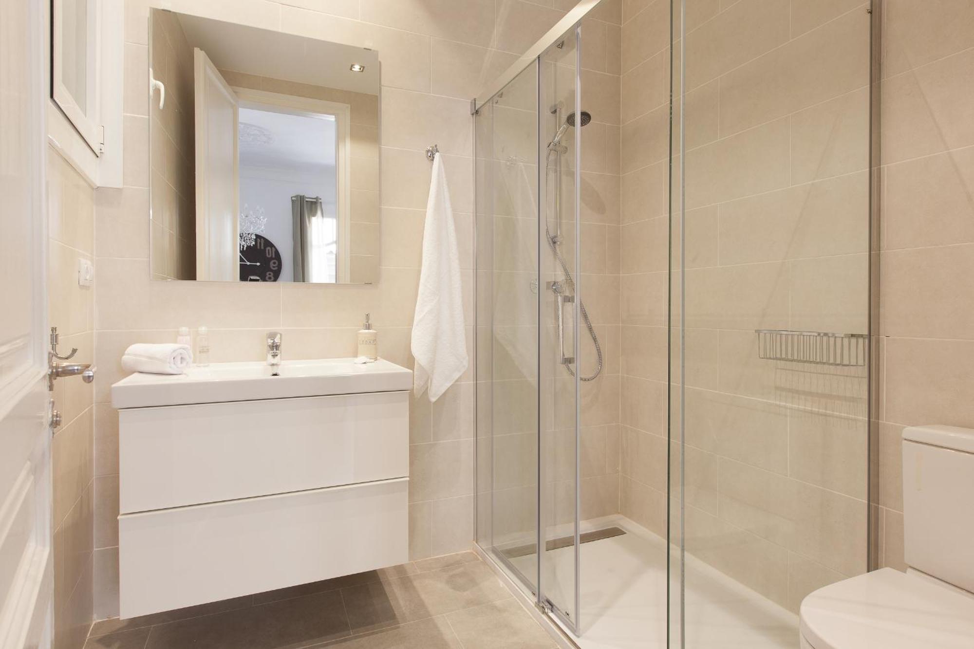 Click&Flat Seneca Suites Барселона Экстерьер фото