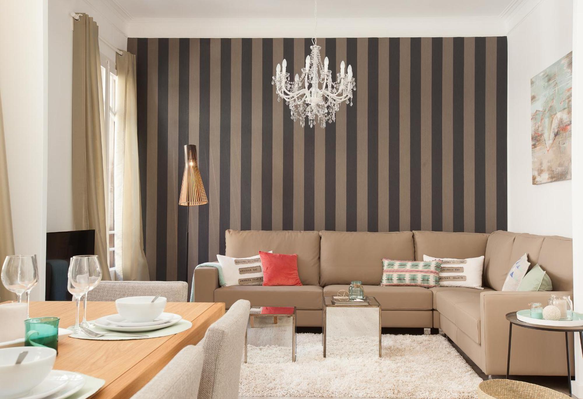 Click&Flat Seneca Suites Барселона Экстерьер фото