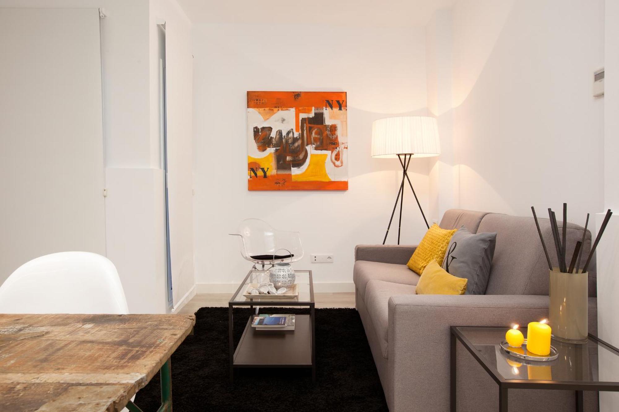 Click&Flat Seneca Suites Барселона Номер фото
